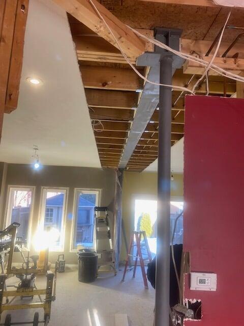 Open up livingroom space Open Concept